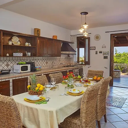 Sansone Villa *